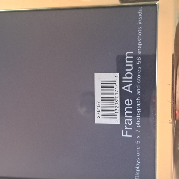 Photo album and frame - Picture 2 of 6